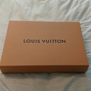 Louis Vuitton Box excellent condition